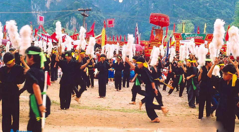 Truong Yen Festival – Hoa Lu Traditional Festival - Amazing Ninh Binh